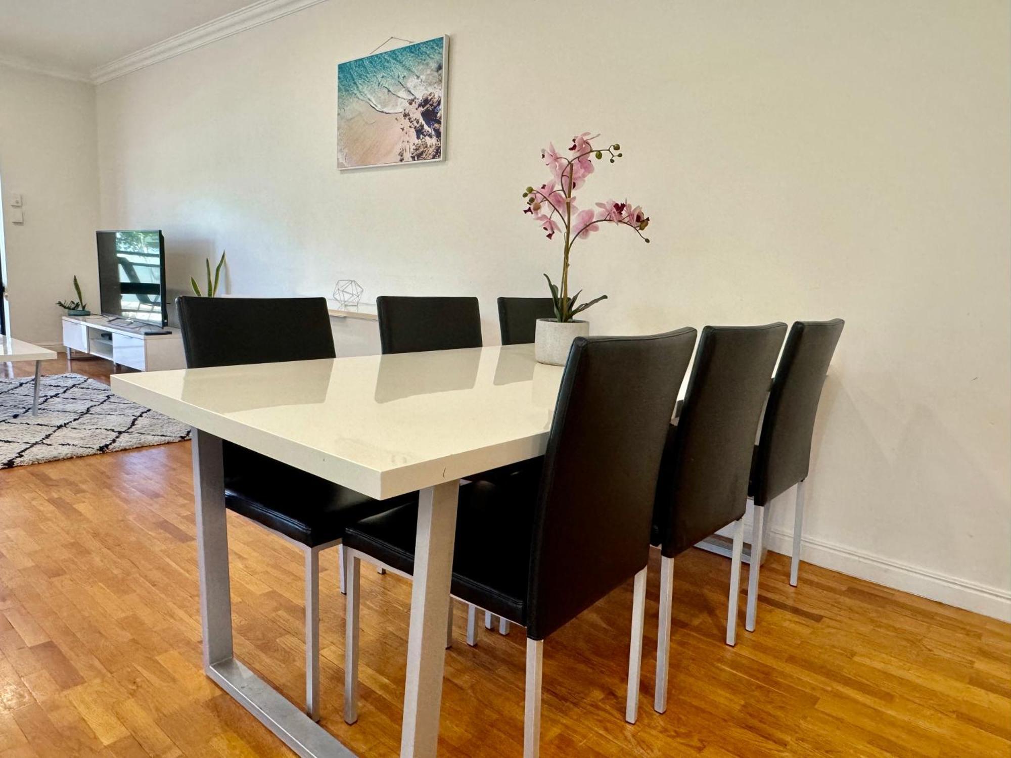 Apartment Beachfron On The - 2 Townsville